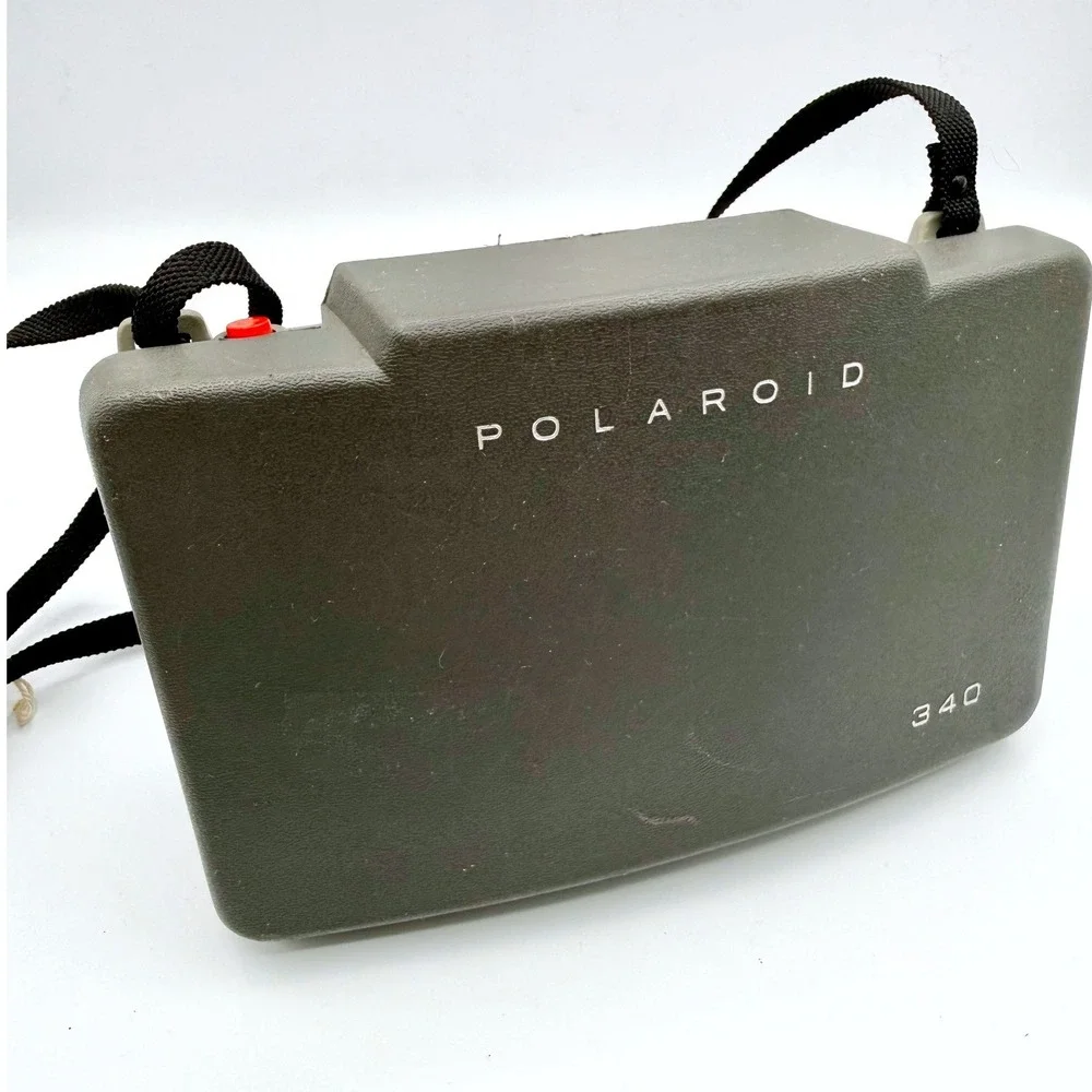 Vintage Polaroid Automatic 340 Land Camera Folding Bellows Instant Film Grey